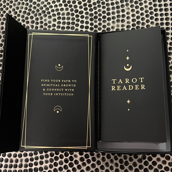 Your Dream Will Come True… Deluxe Tarot Card Set - Picture 3 of 4